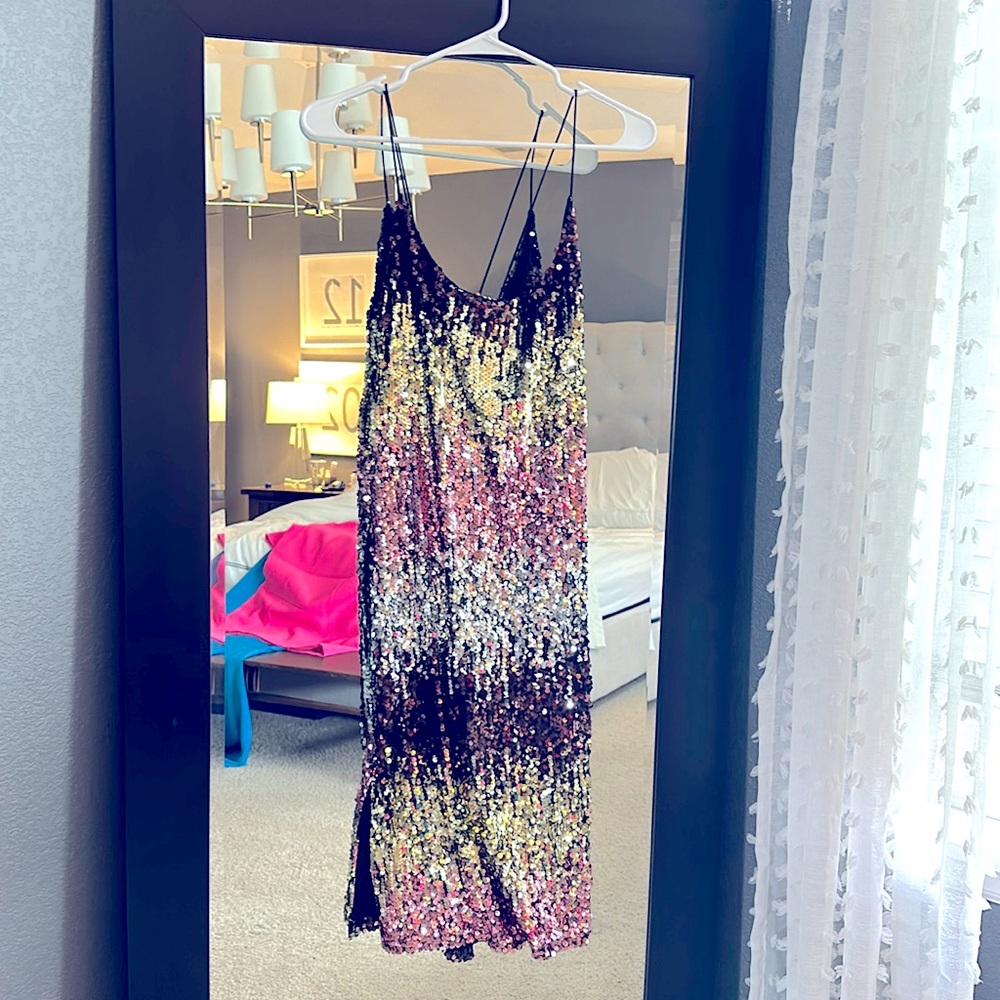 Sparkles?  Yea please!!! This is a stunner.